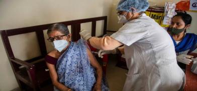 Vaccination (File) Vaccination (File)