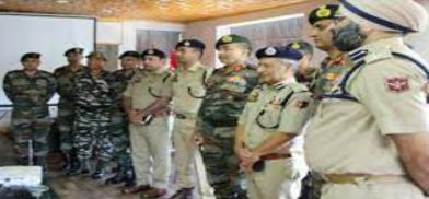 Top Indian army, police brass meet families of Kashmir militants Top Indian army, police brass meet families of Kashmir militants