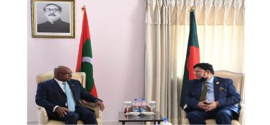 Bangladesh urges the Maldives to regularize its undocumented workers Bangladesh urges the Maldives to regularize its undocumented workers