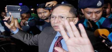 Bangladesh sentences former chief justice to 11 years in a controversial trial