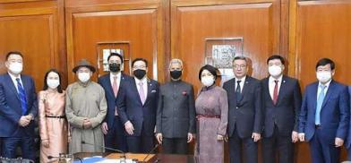 External Affairs Minister, Dr. S. Jaishankar welcomes a Parliamentary delegation led by Mongolian Speaker, Zandanshatar G External Affairs Minister, Dr. S. Jaishankar welcomes a Parliamentary delegation led by Mongolian Speaker, Zandanshatar G