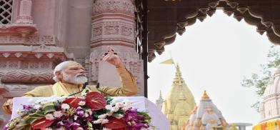 Prime Minister Narendra Modi addressing at the inauguration of Kashi Vishwanath Dham, in Varanasi, Uttar Pradesh on December 13, 2021 (Photo: PIB)