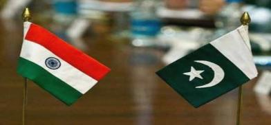 India-Pakistan flags (File)