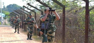 Fearing abusive father, Bangladesh girl flees to India; rescued by India's border guards (Photo: Youtube) Fearing abusive father, Bangladesh girl flees to India; rescued by India's border guards (Photo: Youtube)