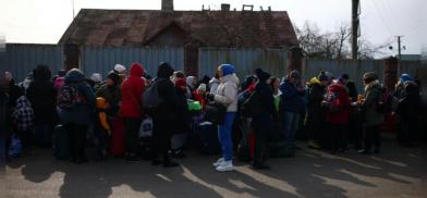 At least 1,000 Indian students still stranded in eastern Ukraine as evacuation runs into logistical problems At least 1,000 Indian students still stranded in eastern Ukraine as evacuation runs into logistical problems