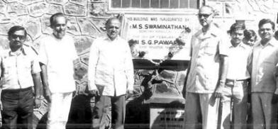 B.V. Nimbkar and M.S. Swaminathan at the inauguration of NARI building B.V. Nimbkar and M.S. Swaminathan at the inauguration of NARI building