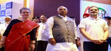 Sonia Gandhi, Mallikarjun Kharge and Rahul Gandhi (Photo: Twitter) Sonia Gandhi, Mallikarjun Kharge and Rahul Gandhi (Photo: Twitter)