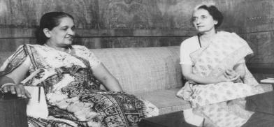 Sirimavo Bandaranaike, Prime Minister of Sri Lanka with Indian Prime Minister, Indira Gandhi (Photo: Twitter) Sirimavo Bandaranaike, Prime Minister of Sri Lanka with Indian Prime Minister, Indira Gandhi (Photo: Twitter)