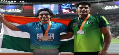 Neeraj Chopra (left) and Arshad Nadeem