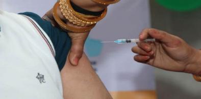 Covid vaccine (File)