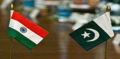 India-Pakistan flags (File)