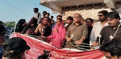Civil society protest demonstration in front of Umerkot Press Club against extra-judicial killing of Dr. Shahnawaz Kunbhar. Photo by A B Arisar