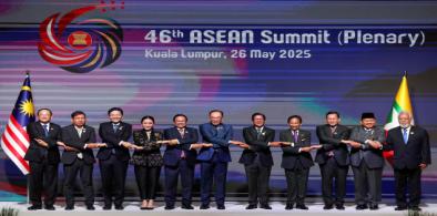 ASEAN leaders at summit