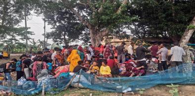 Illegal immigrants stranded at India-Bangladesh border